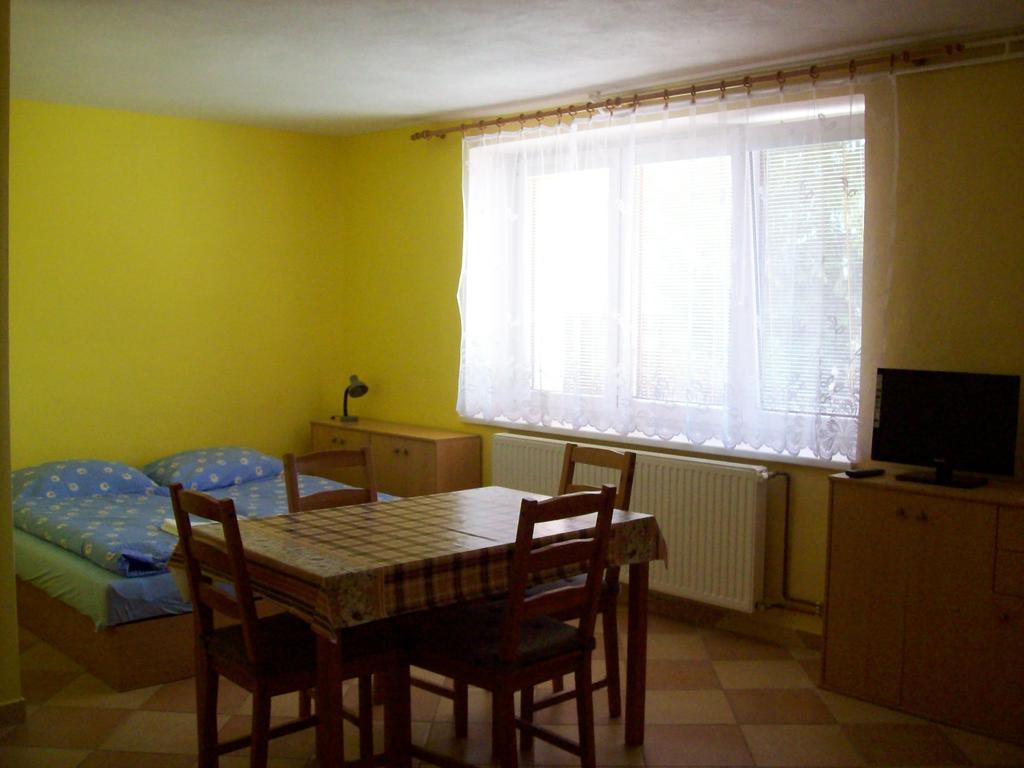 Ubytovani U Lysonku Klentnice Bagian luar foto